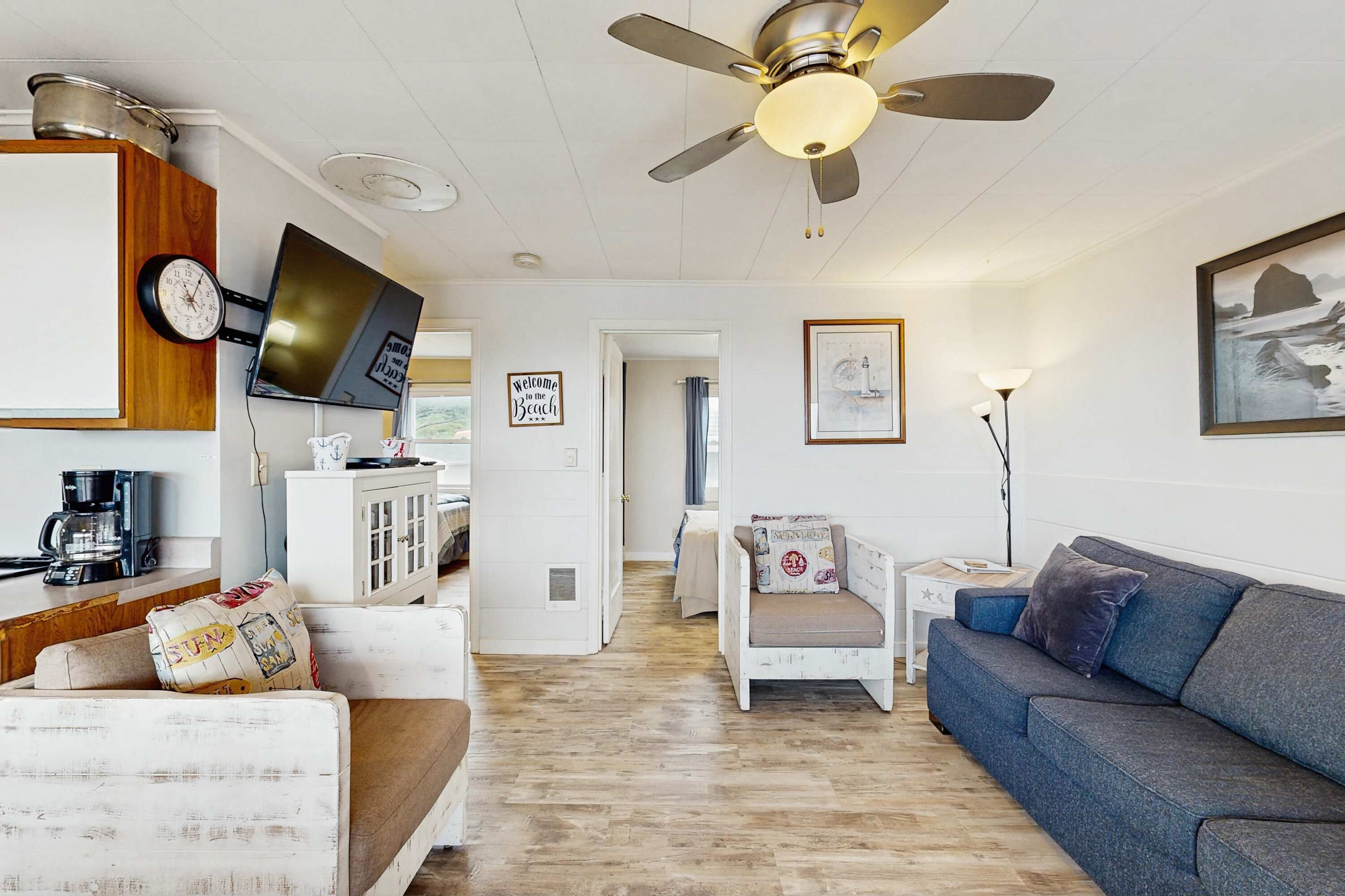 TV, fireplace, DVD player, offices