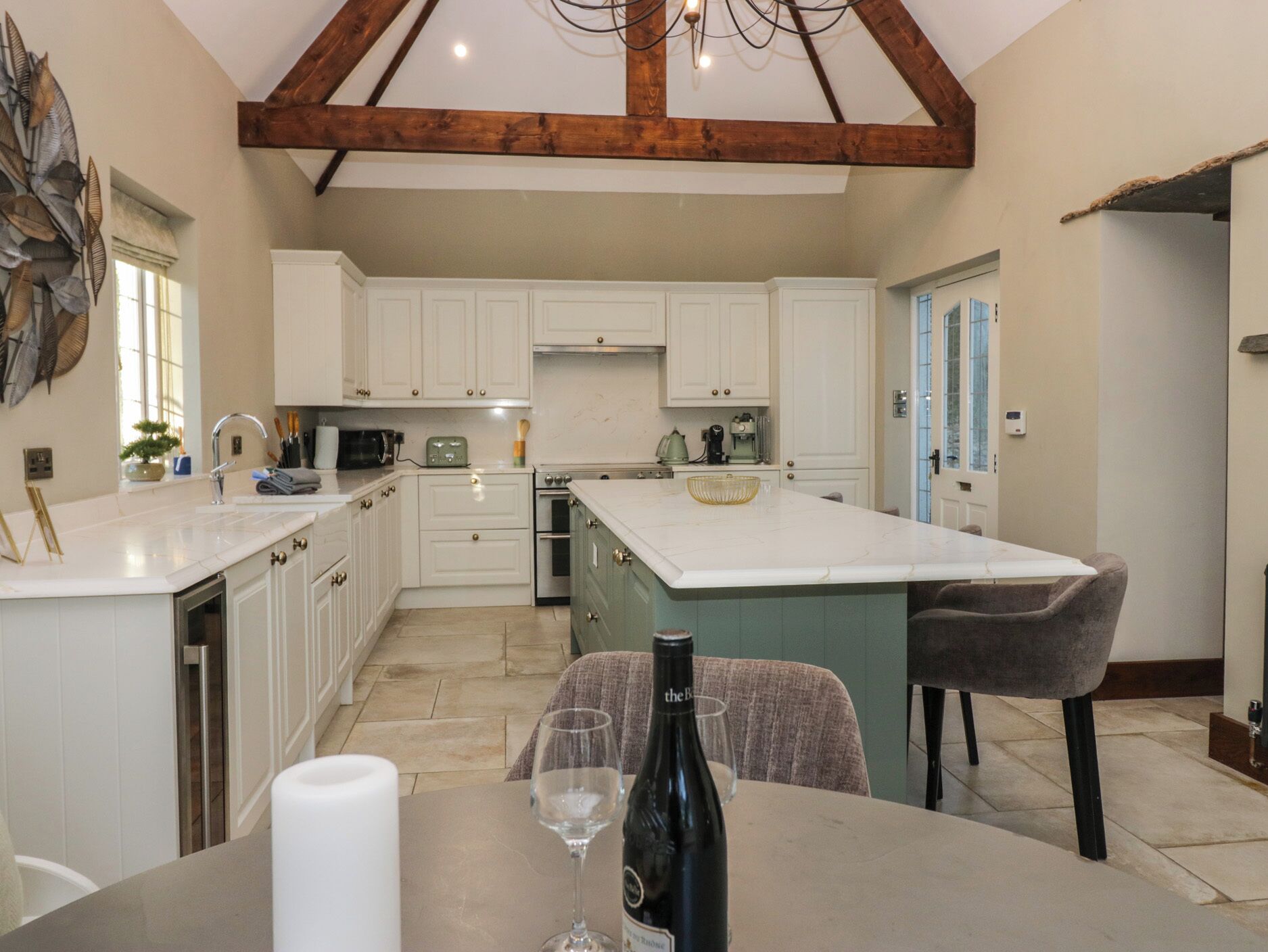 Cookware/dishes/utensils