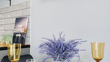 Twin Room | Dining
