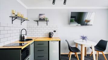 Twin Room | Private kitchen