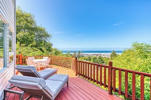 Terrace/patio - Relax and Enjoy Expansive Ocean Views from Your Own Private Retreat (Rockaway Beach)