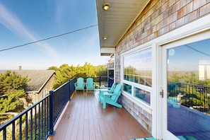 Terrace/patio - Ocean and Lake View Home with Private Hot Tub 1 2 Block to Beach Dogs OK (Rockaway Beach)