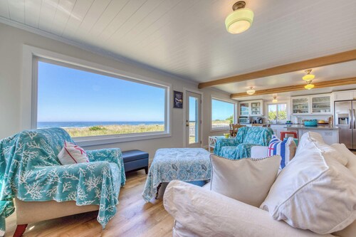 New listing Oceanfront home with private beach access amazing views and Ping Pong