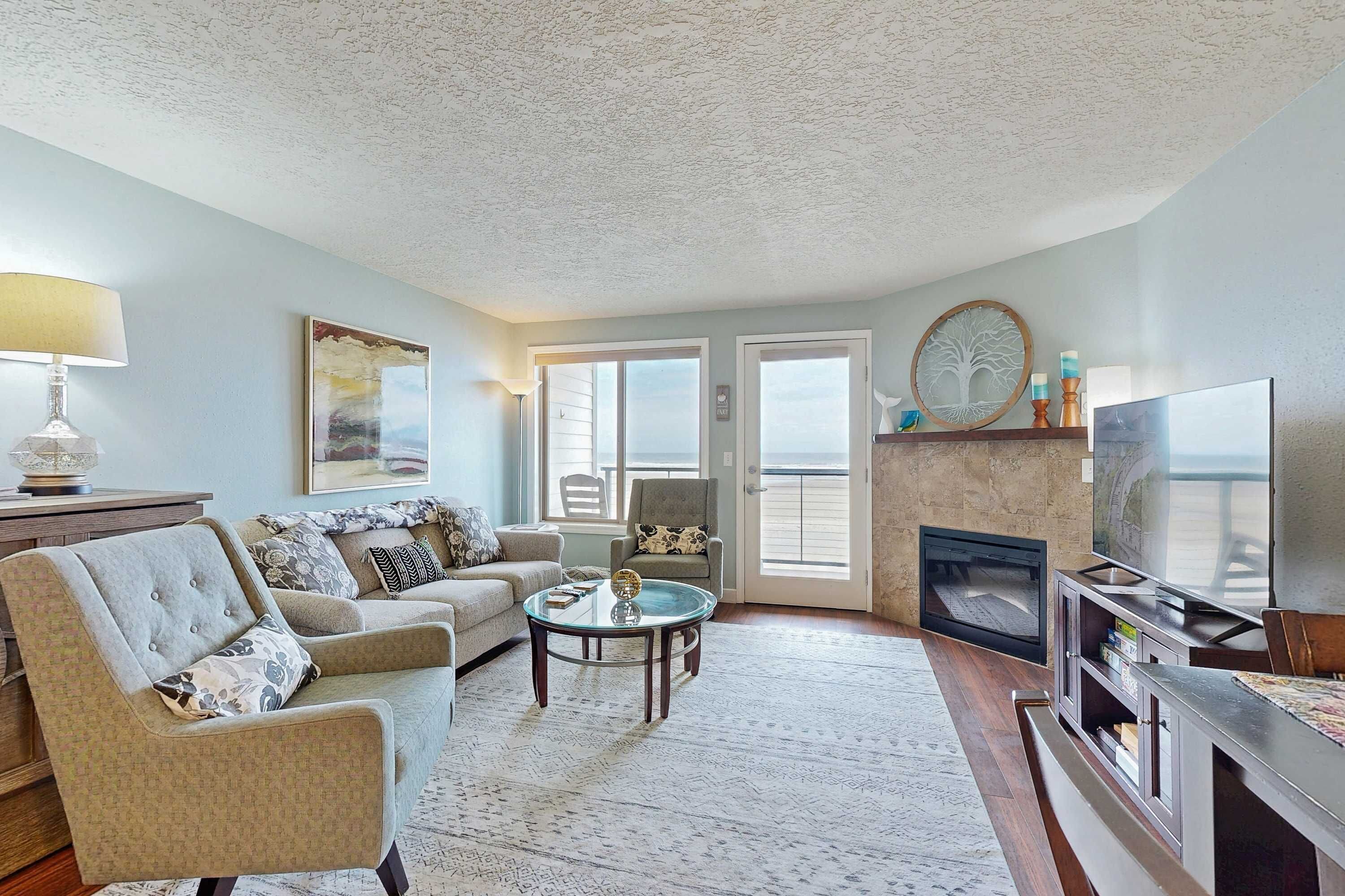 Fernseher, Kamin, Arbeitsbereiche