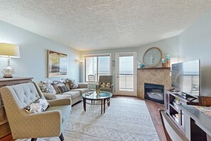 TV, fireplace, offices