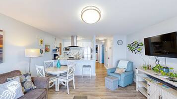 TV, fireplace, offices