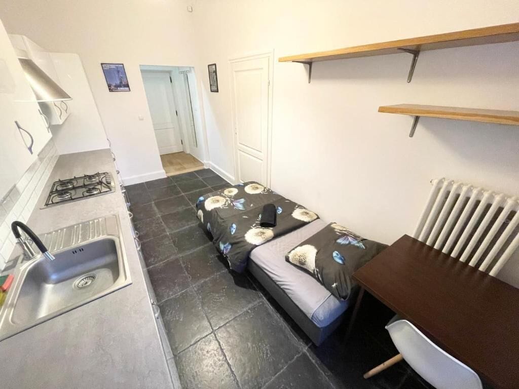 Classic Single Room, 1 Twin Bed | Iron/ironing board, free WiFi