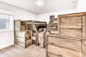 4 chambres, Wi-Fi, draps fournis