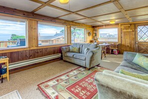 Télévision, lecteur de DVD, espaces bureaux