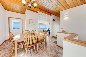 Dining - Two story oceanfront retreat with a washer dryer firepit and Ping Pong table (Rockaway Beach)