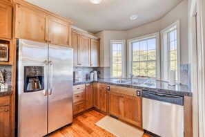 Fridge, microwave, oven, stovetop - Three story condo with ocean sunset view and game room 500 feet to beach (Rockaway Beach)