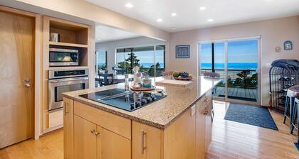 Exquisite Home with Top of the World Views Free WiFi Washer Dryer