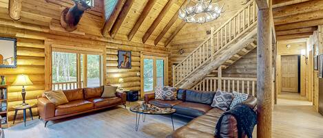 TV, peis, fotballspill og kontorer