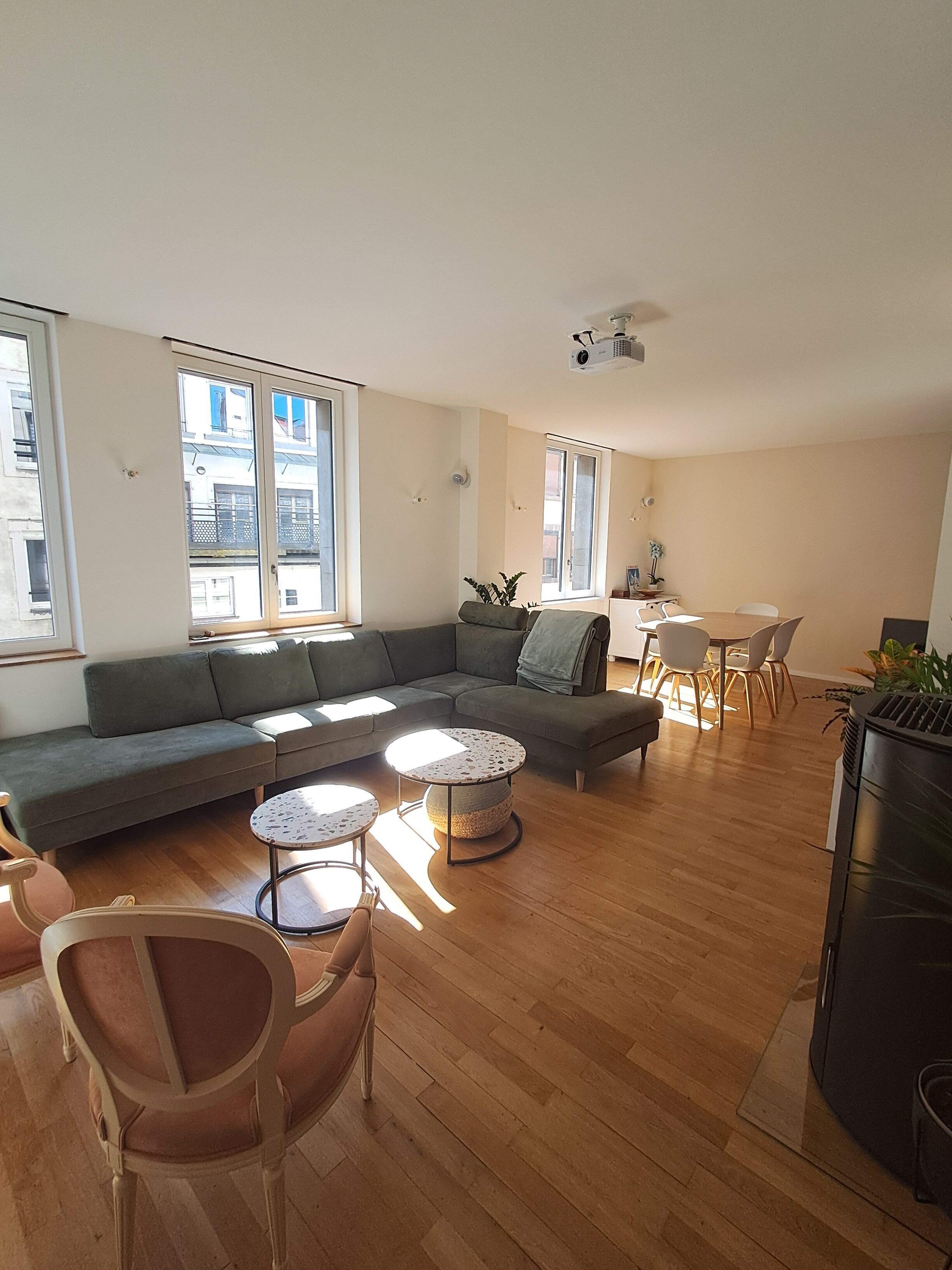 TV, fireplace, video games, DVD player