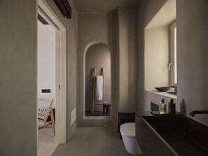 Shower, hair dryer, towels - Casa Botanica · Oregano (Antiparos)