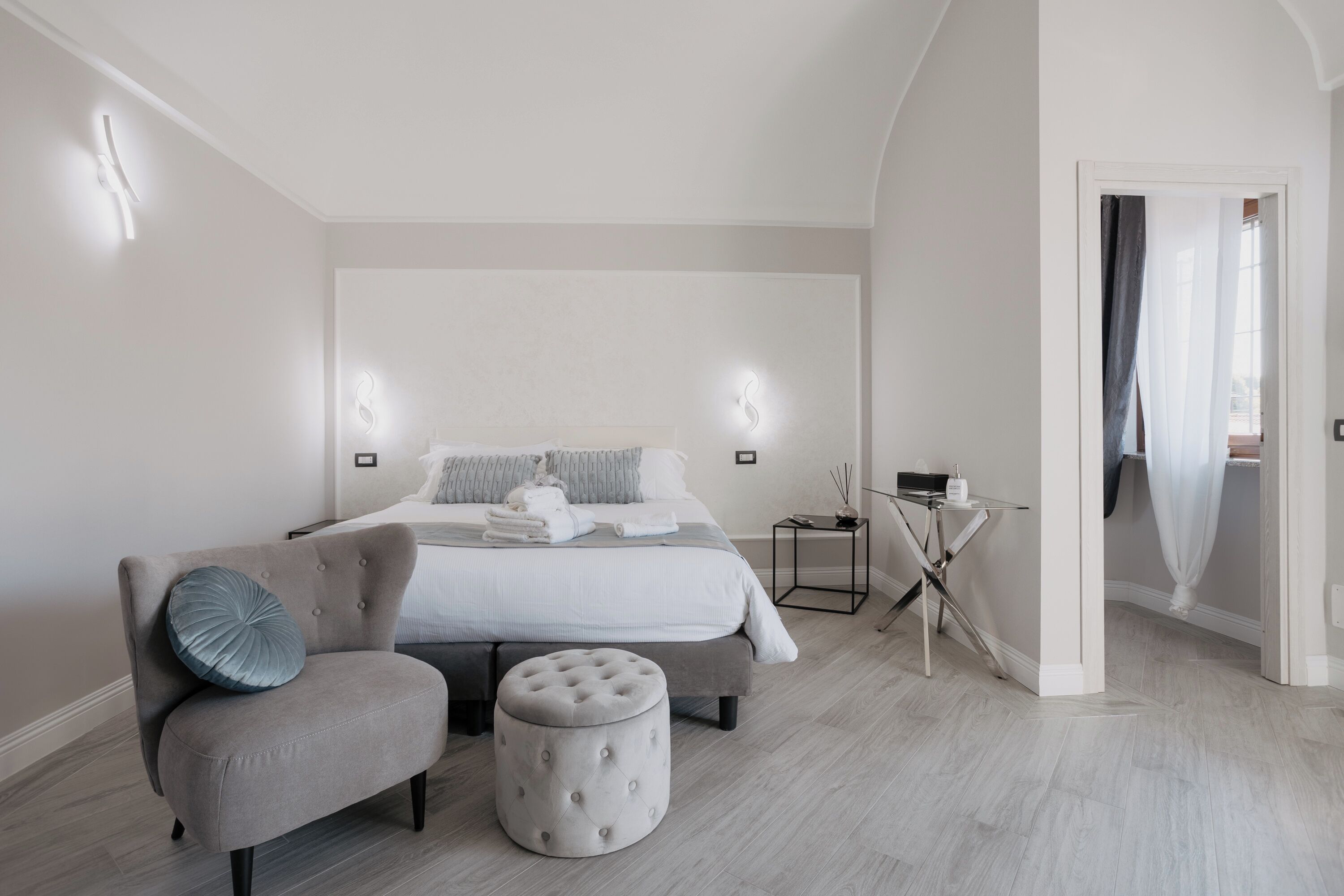 Zimmersafe, Schreibtisch, Bügeleisen/Bügelbrett, kostenloses WLAN