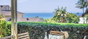 Oceans 21 Caves Beach • 5BR • Sleeps 13 • Ocean Views