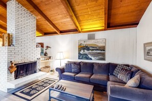 TV, fireplace, stereo, offices - Lakefront house w/ private dock, firepit, and sunset views (Otis)