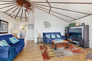 TV, fireplace, DVD player, stereo