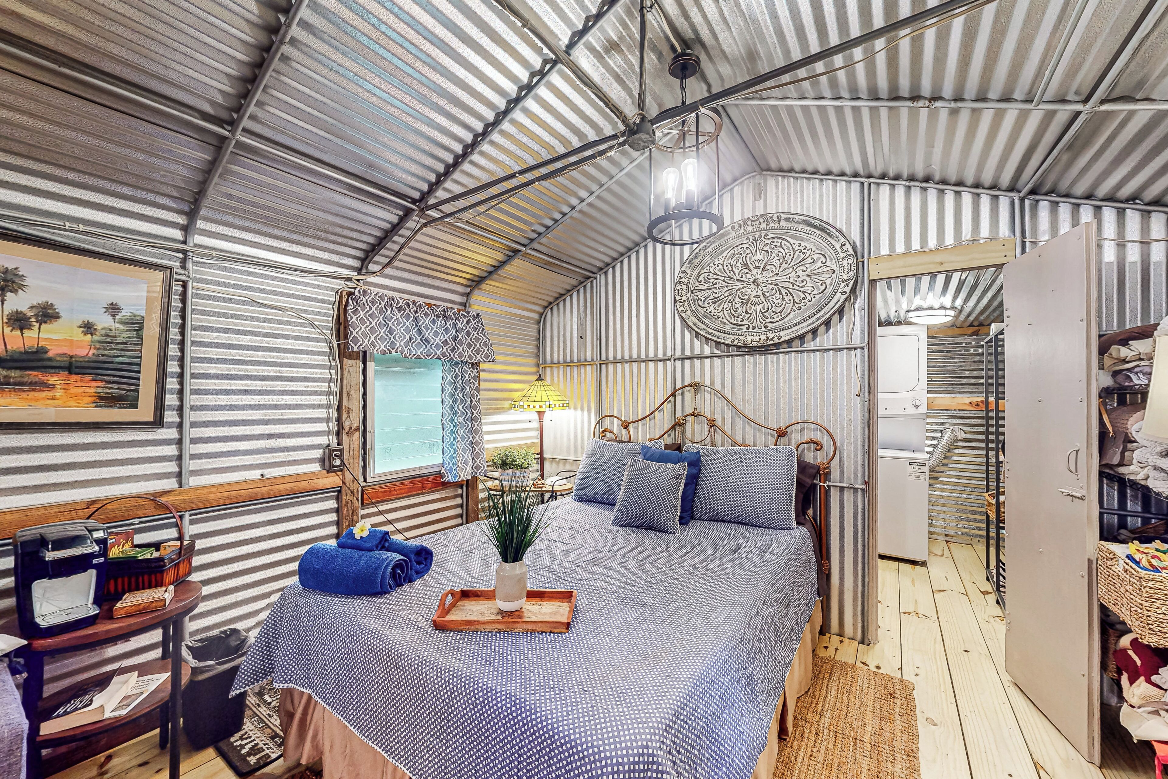 1 bedroom, Internet, bed sheets