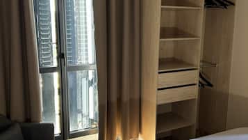 Lejlighed - 1 queensize-seng med sovesofa - balkon - udsigt til have | Premium-sengetøj, individuelt design, mørklægningsgardiner