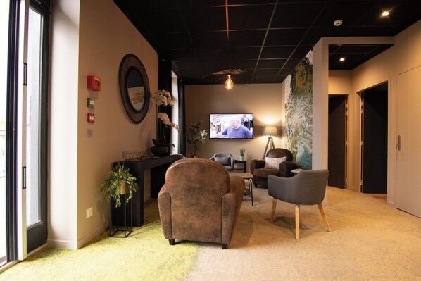 Reception - RESIDENCE PLAISANCE (Châtel-Guyon)