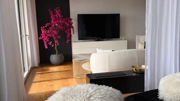 Bügeleisen/Bügelbrett, WLAN, Bettwäsche