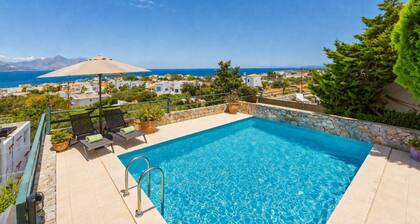 Villa Ikaros - Four Bedroom Villa, Sleeps 7