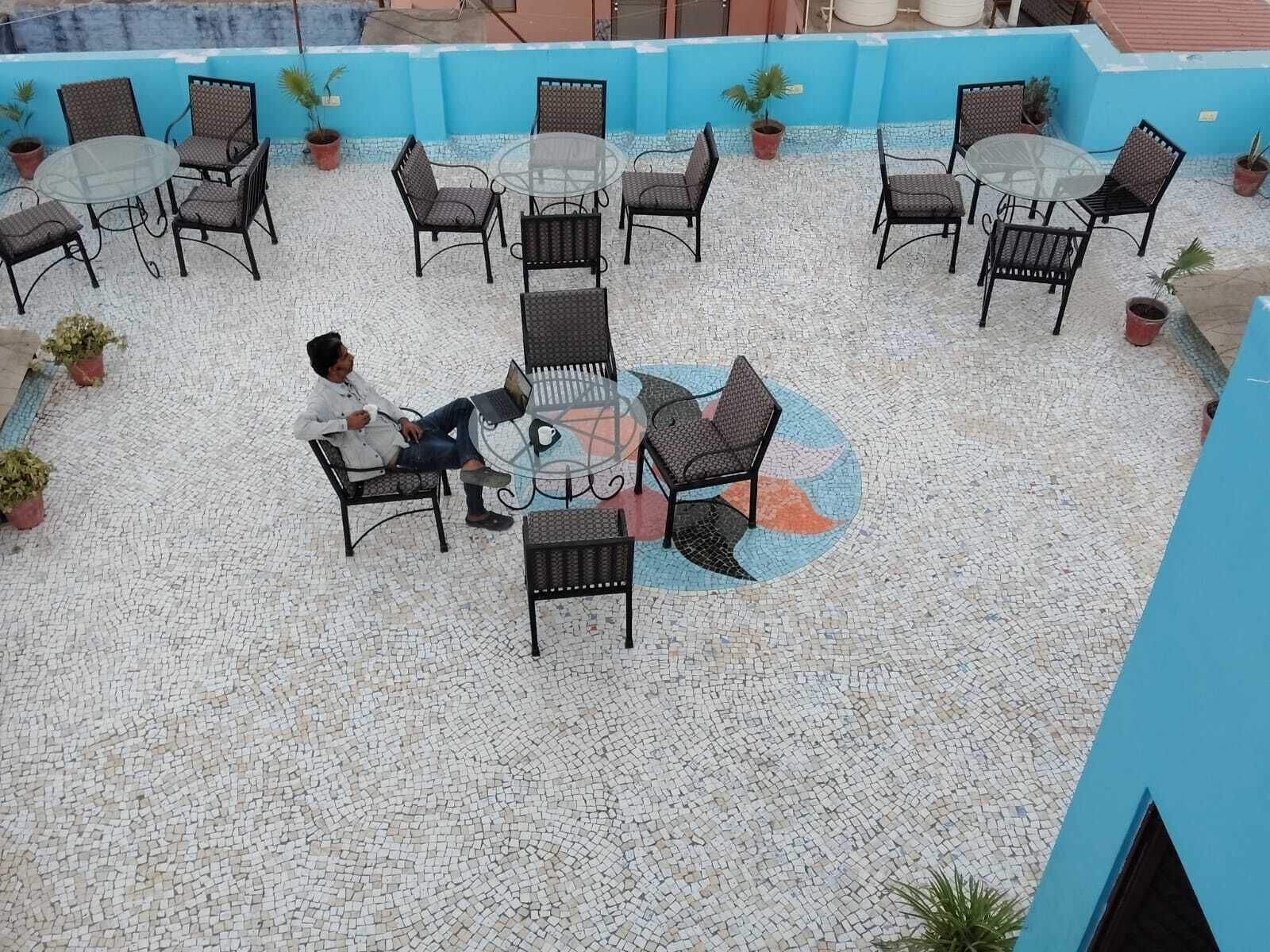 Breakfast, lunch, dinner served; Indian cuisine 