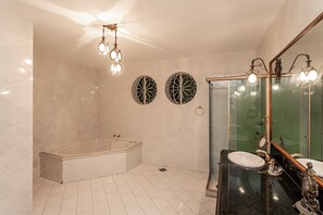 Free toiletries - 4bdrs, Balcony w/ Sea View, and Garagea 3730/201 (Rio de Janeiro)