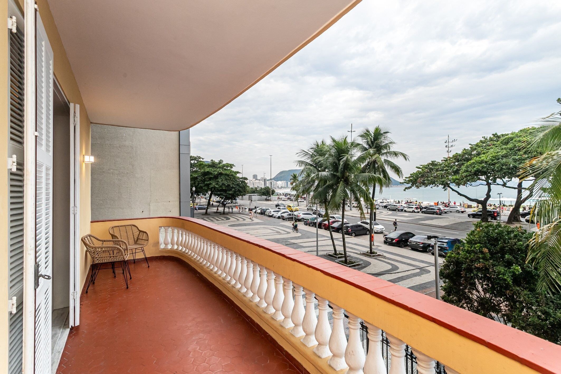 ลานระเบียง/นอกชาน