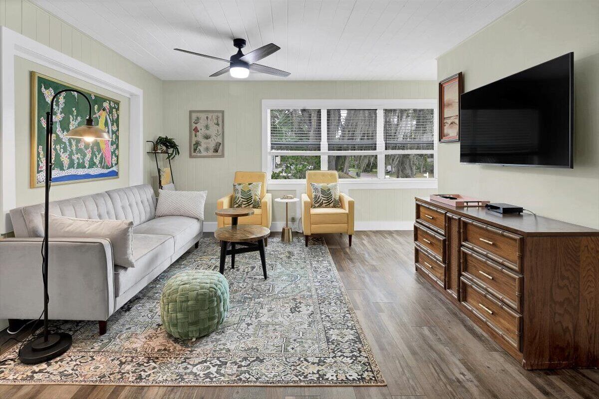 ファミリー アパートメント 禁煙 | リビング エリア