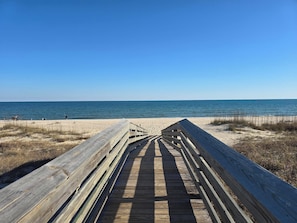 Luokittelematon kuva, 2 kautta 24, painike