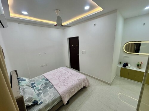 Luxury 4BHK Villa Near Airport - Family & Business