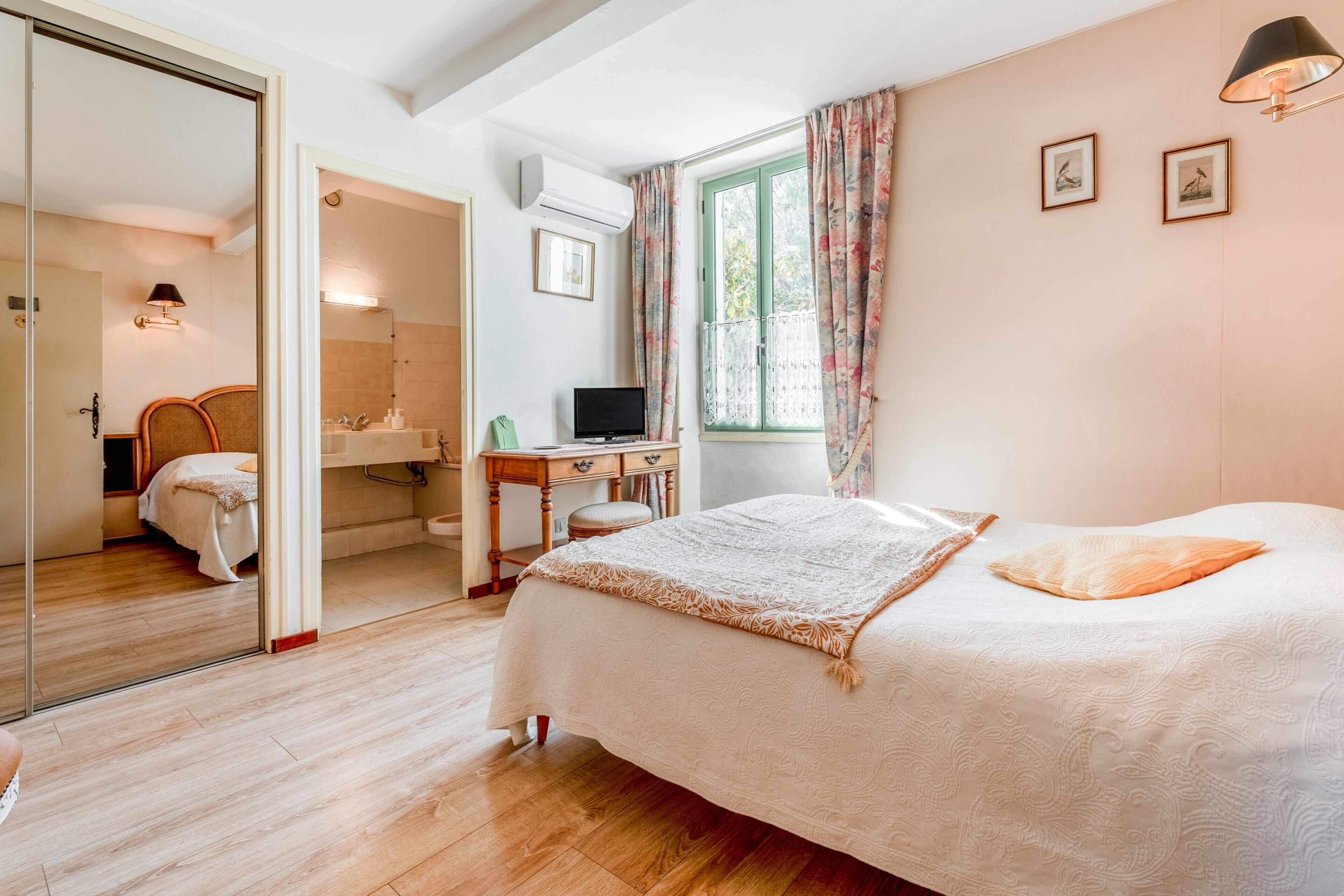 Wi-Fi, draps fournis