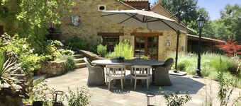 Le Moulin Bas Vraie Guest Room with Private Pool, Wi-Fi, and Air Conditioning