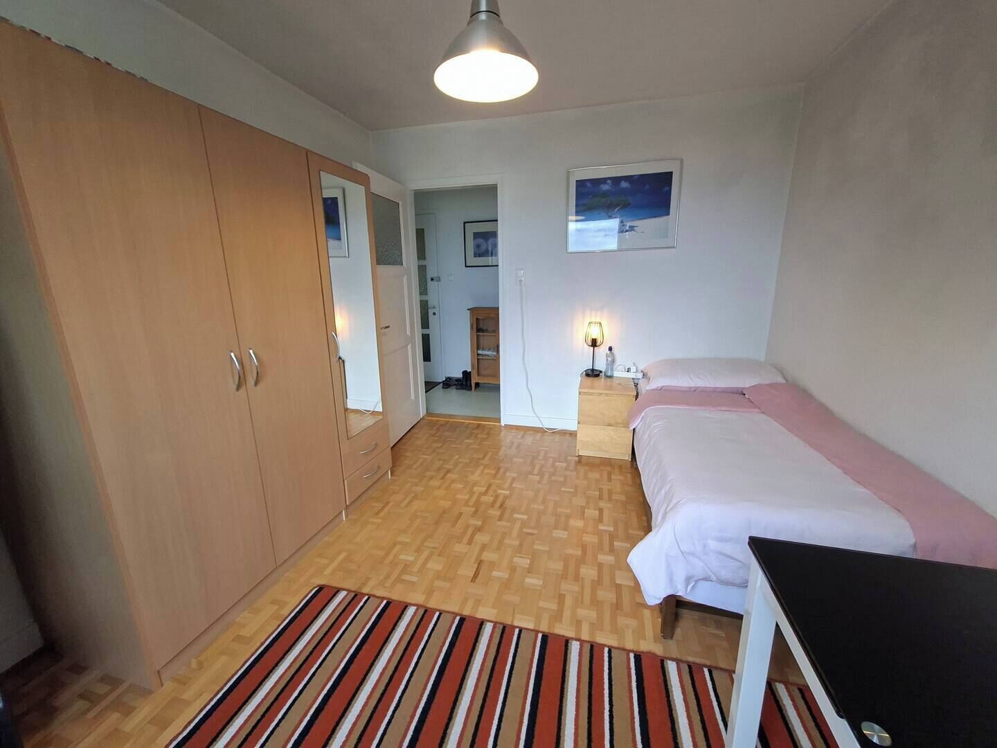 4 chambres, fer et planche à repasser, Wi-Fi, draps fournis