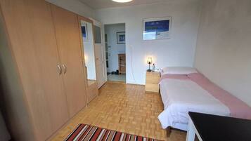 4 chambres, fer et planche Ă repasser, Wi-Fi, draps fournis