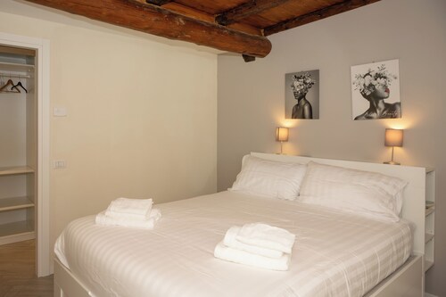 Apartment ledy