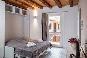 Accès Internet, draps fournis