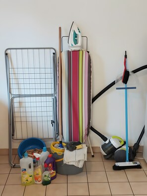 Interior - Holiday Home for 6, 65m², Garden, Parking, Wi-Fi, Pets, Holiday Vouchers Accepted (Latour-Bas-Elne)