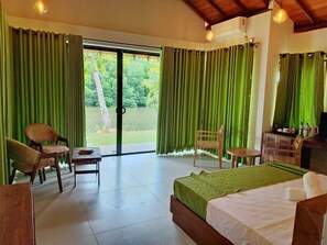 Deluxe Villa, Patio, River View | Iron/ironing board, free WiFi