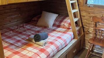 Lit de bébé portatif, literie fournie