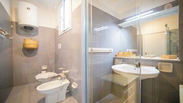 Apartment, Sea View | Bathroom