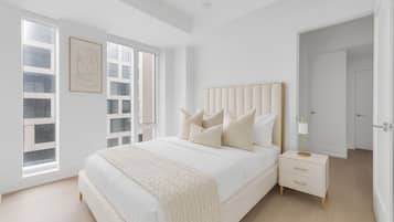 Cortinas blackout, tabla de planchar con plancha y wifi gratis