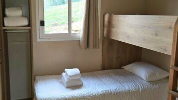 2 chambres, Wi-Fi gratuit, draps fournis