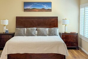 4 bedrooms, iron/ironing board, Internet, bed sheets