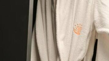 Deluxe Double Room, Mountain View | Bathroom