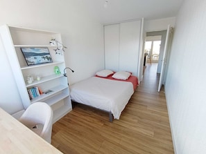 2 Schlafzimmer, Bügeleisen/Bügelbrett, WLAN, Bettwäsche