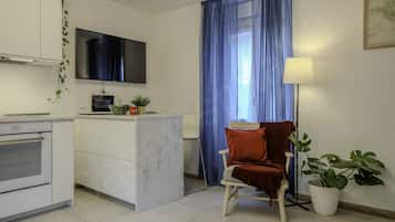 Kühlschrank, Mikrowelle, Geschirrspüler